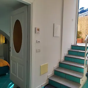  Apartamento Small Wonder Tiny Town House Italia