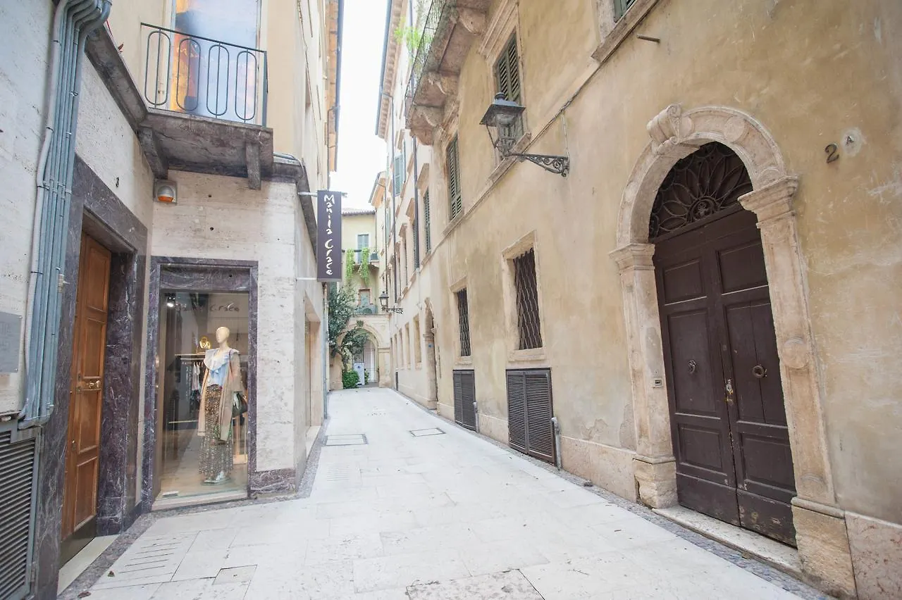 Apartamento Italianflat - Palazzo Zeiner Verona 0*,  Italia